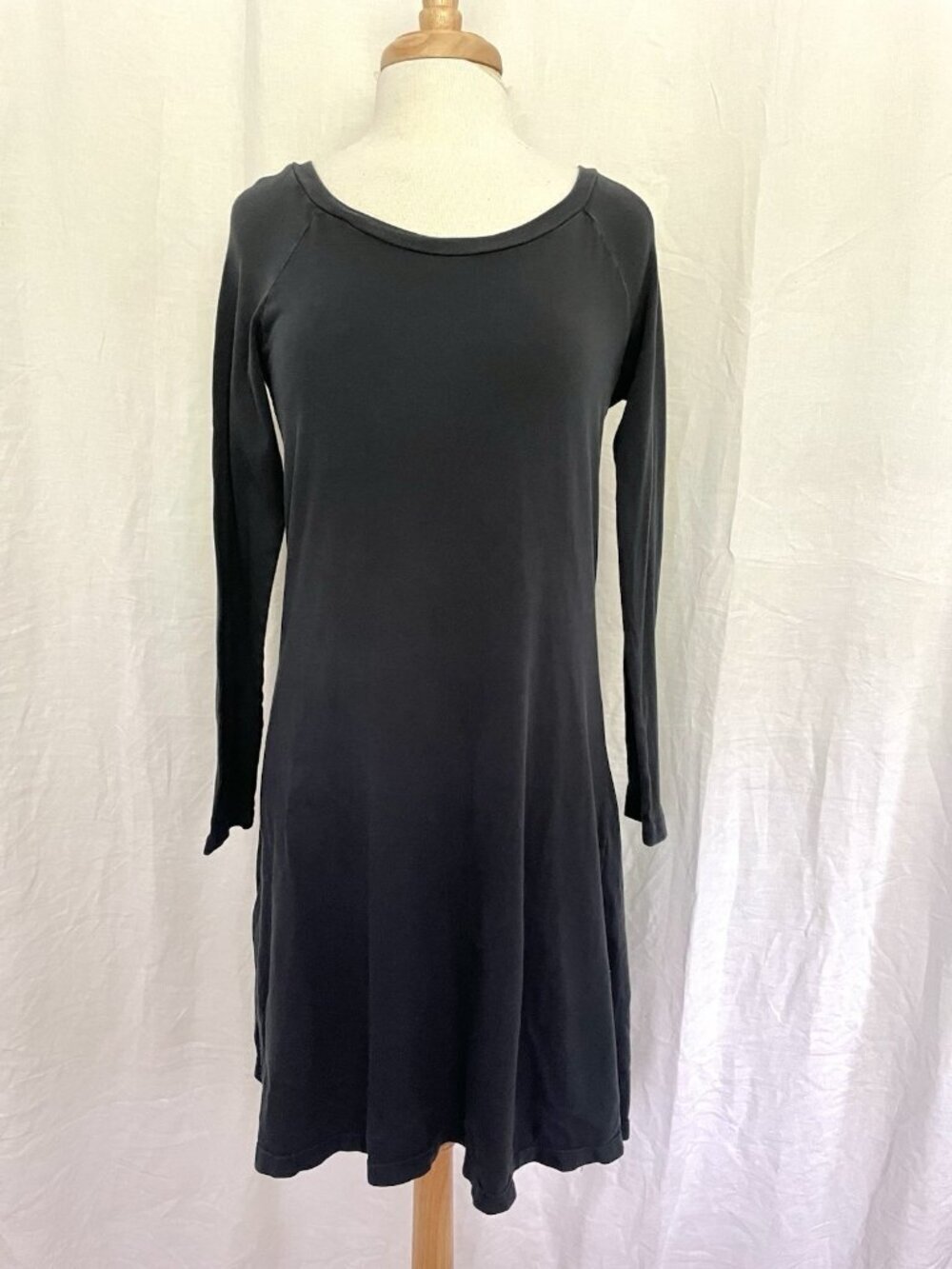 Prairie Underground Long Sleeve Organic Cotton Pullover Dress Black size Small